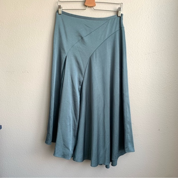 Vince Satin Midi Skirt 4 Pleated Mixed Media Asymmetrical - Picture 5 of 16